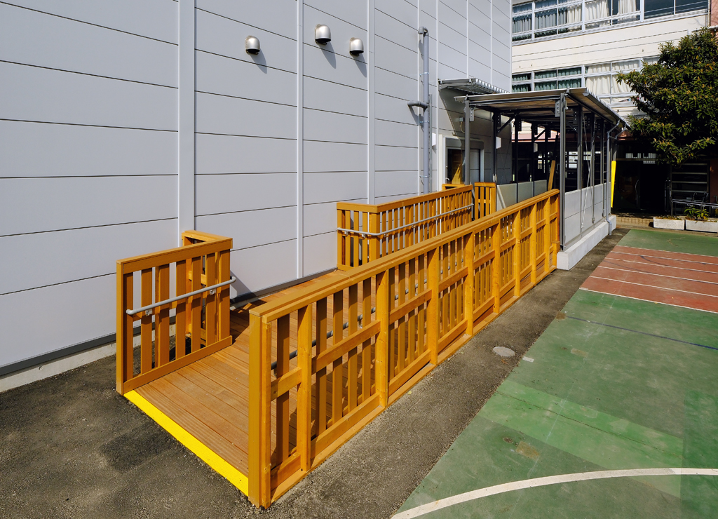 小学校仮設校舎（公立）