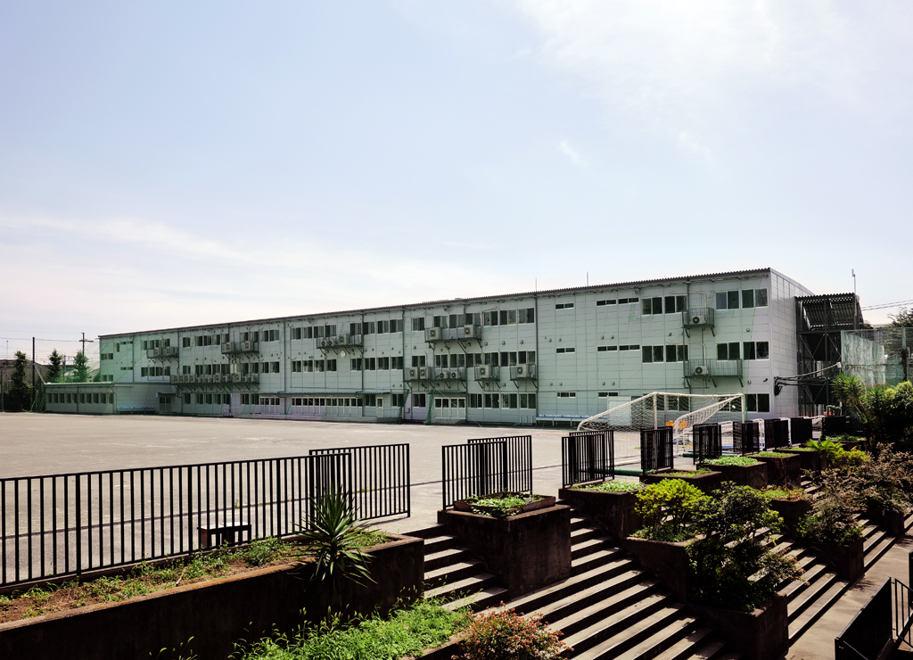 中学校仮設教室（公立）