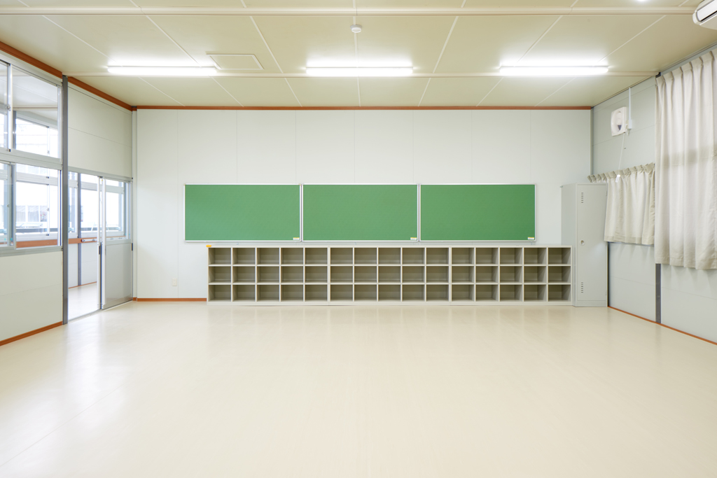 小学校仮設校舎（公立）