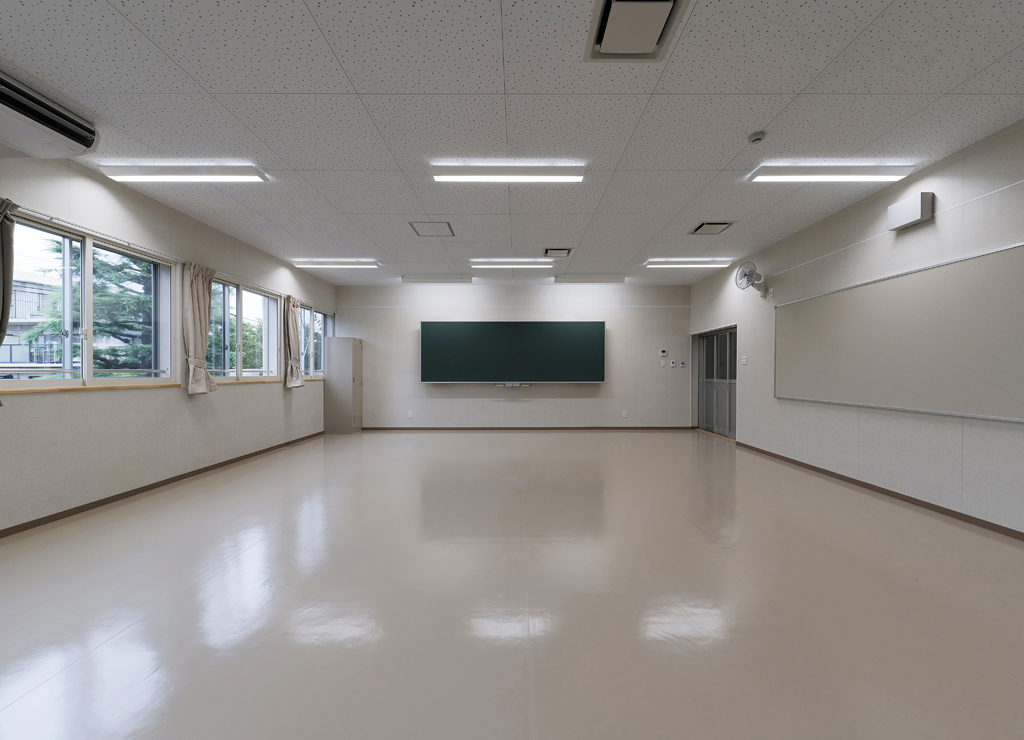中学校仮設教室（公立）