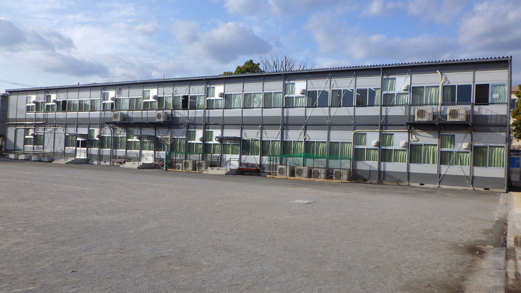 小学校仮設校舎